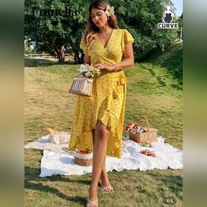 SHEIN Curve Floral Dress in Light Pink